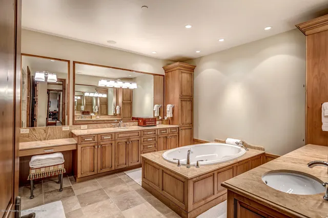 $200,000 | 900 Waters Avenue, Aspen, CO 81611