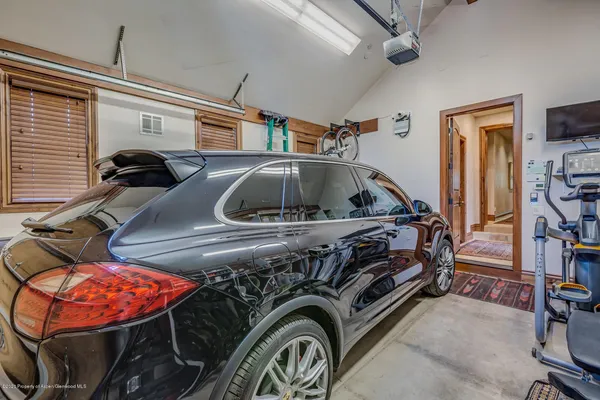 $200,000 | 900 Waters Avenue, Aspen, CO 81611