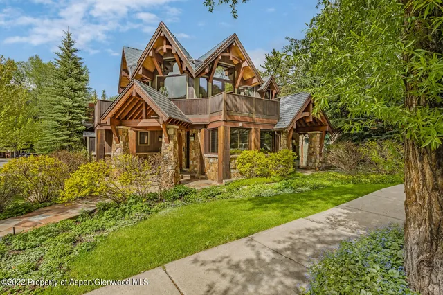 $200,000 | 900 Waters Avenue, Aspen, CO 81611