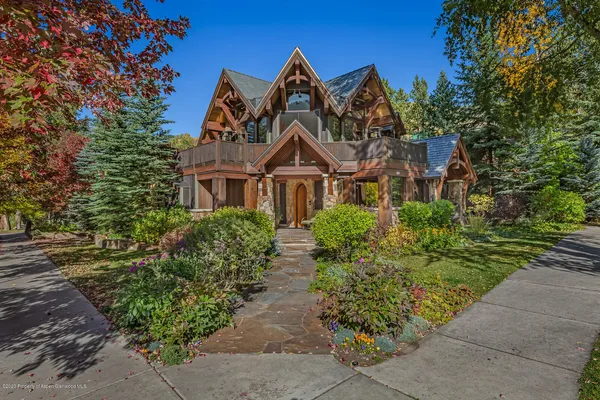 $200,000 | 900 Waters Avenue, Aspen, CO 81611