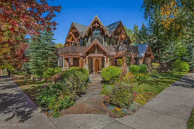 $200,000 | 900 Waters Avenue, Aspen, CO 81611