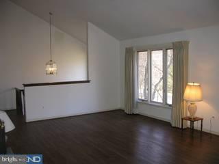 29 Roberts Road Newtown Square, PA 19073 - Photo 2 of 6