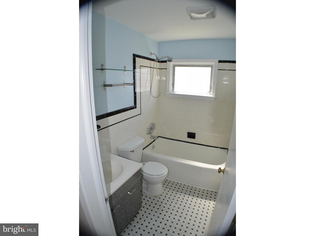 5634 Braxfield Road Baltimore, MD 21227 - Photo 4 of 24