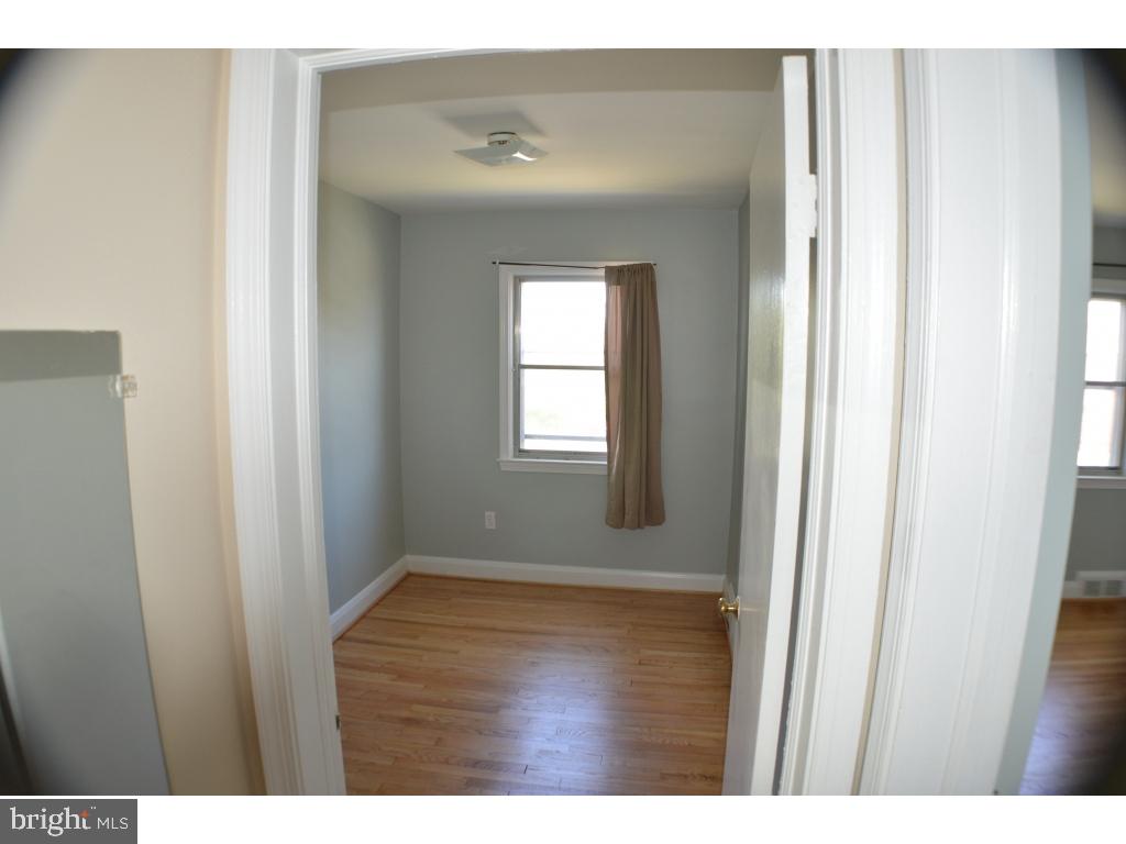 5634 Braxfield Road Baltimore, MD 21227 - Photo 9 of 24