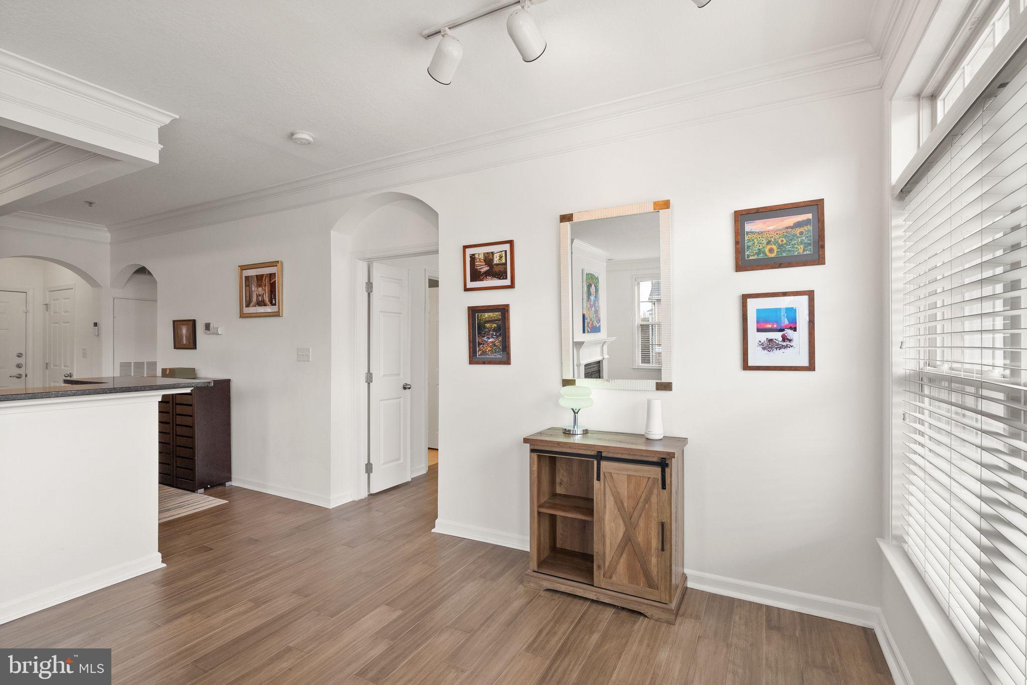 508 Sunset View Terrace Southeast, Unit 306 Leesburg, VA 20175 - Photo 14 of 37