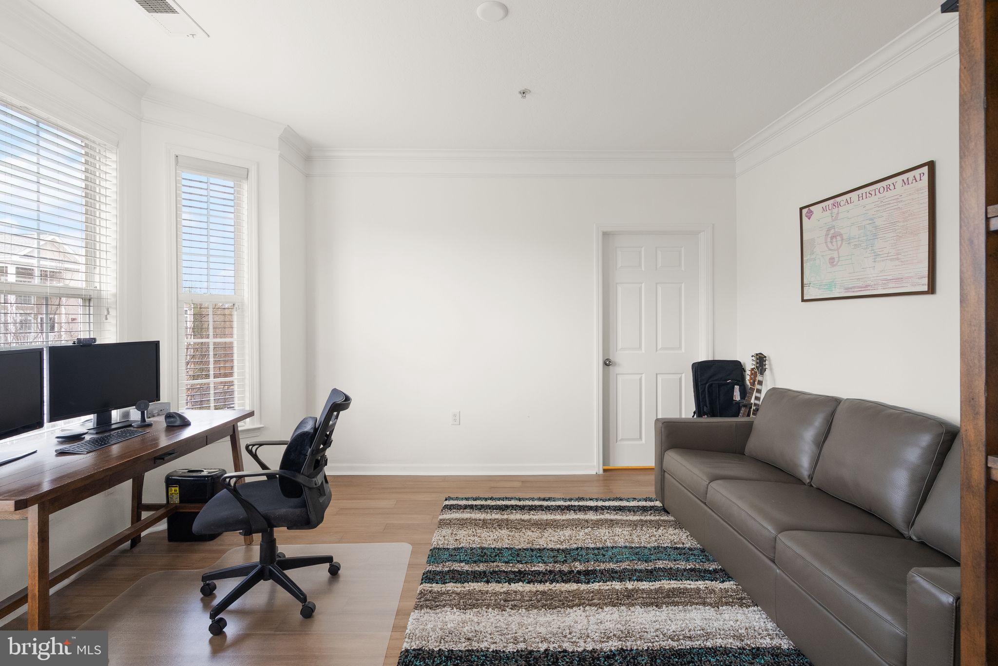 508 Sunset View Terrace Southeast, Unit 306 Leesburg, VA 20175 - Photo 23 of 37