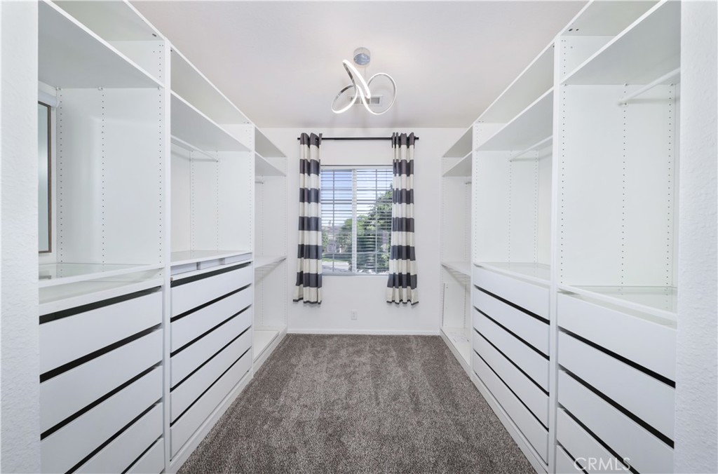 110 Clearview Court Tehachapi, CA 93561 - Photo 26 of 49 NEWLY BUILT PRIMARY CLOSET!!!!!!!!!!!!!!!!