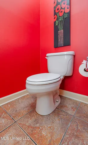 $325,000 | 1850 Fairchild Road, Meridian, MS 39307