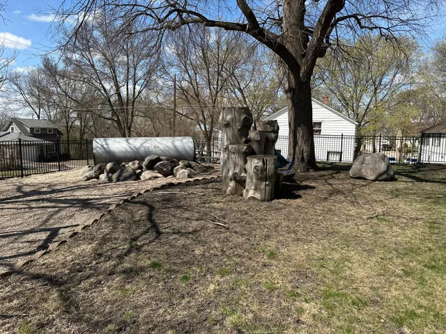 $950,000 | 215 South 5th Street, Montevideo, MN 56265