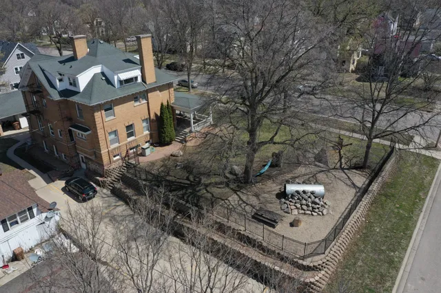 $950,000 | 215 South 5th Street, Montevideo, MN 56265