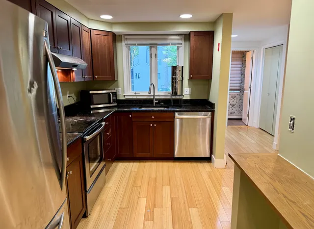 $2,700 | 34 Brookside Drive, Stratham, NH 03885