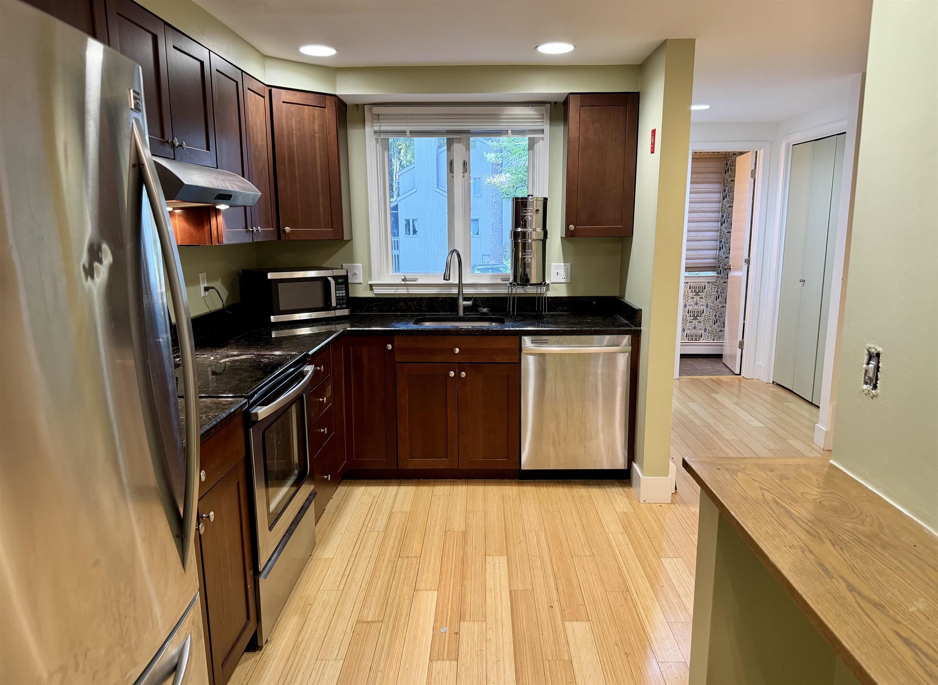 34 Brookside Drive Stratham, NH 03885 - Photo 3 of 17