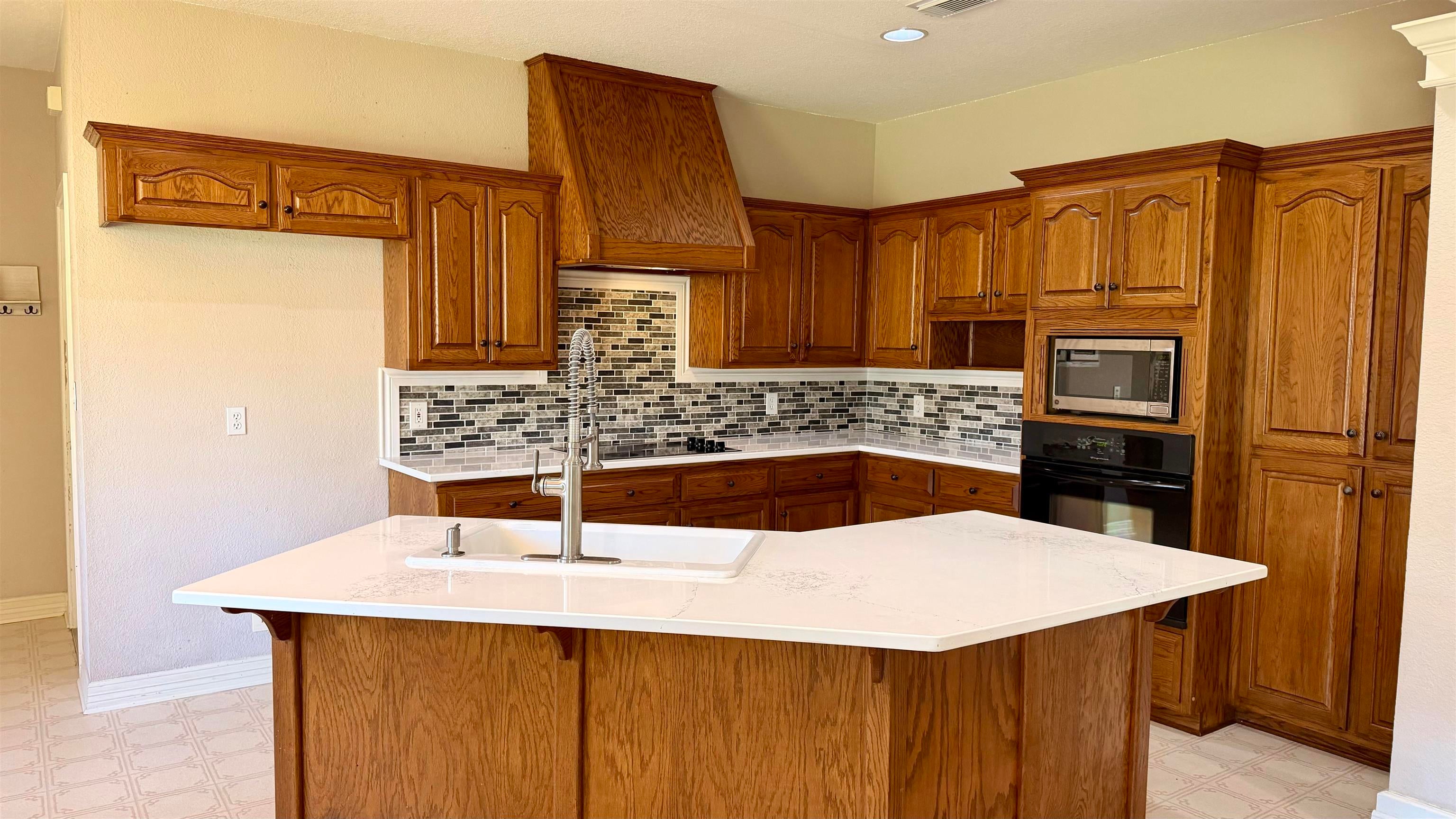 6134 Fawn Road Orange, TX 77632 - Photo 11 of 47 Gallery Image 11