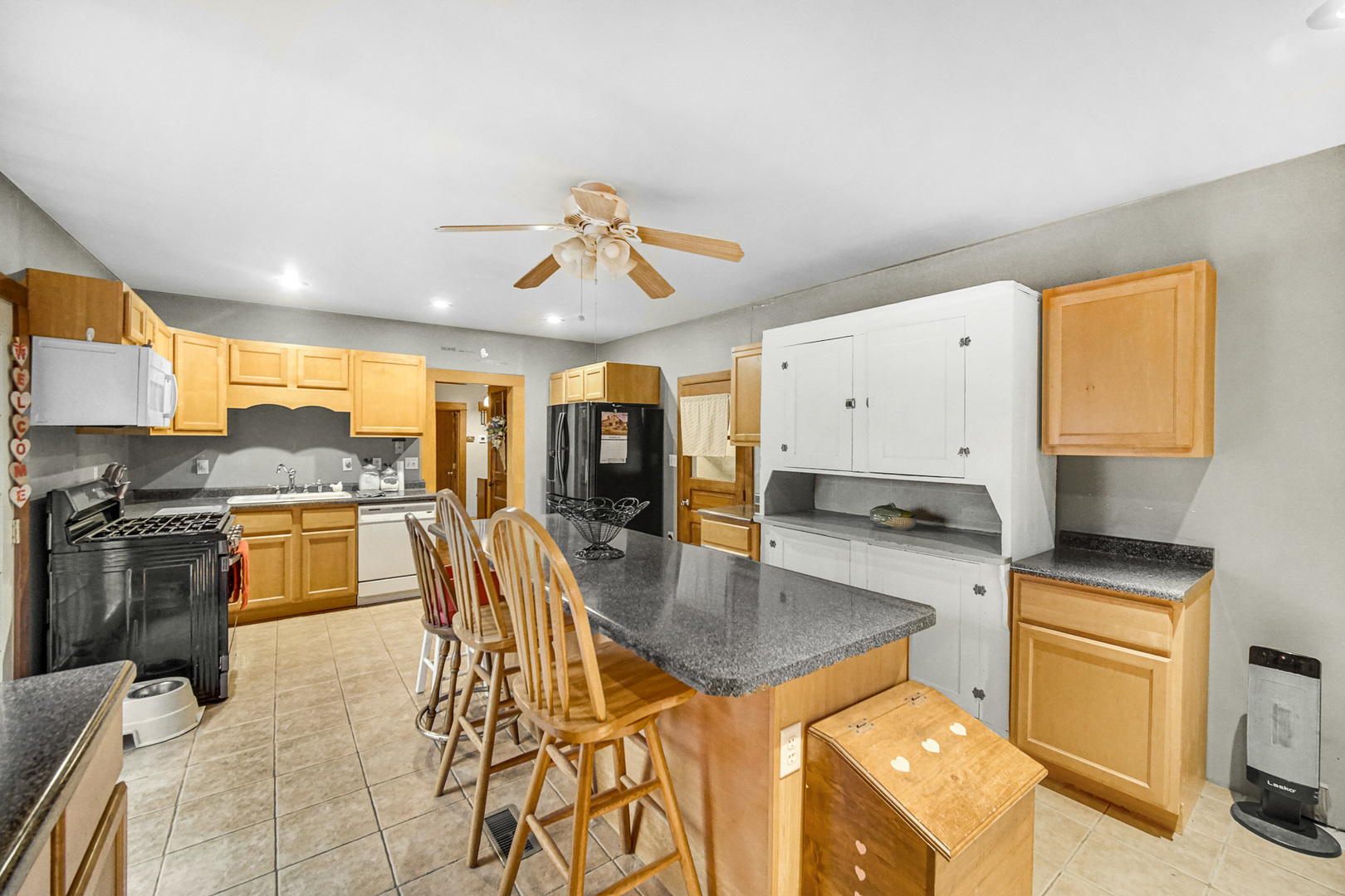 1386 Mill Street Crete, IL 60417 - Photo 5 of 29 Gallery Image 5
