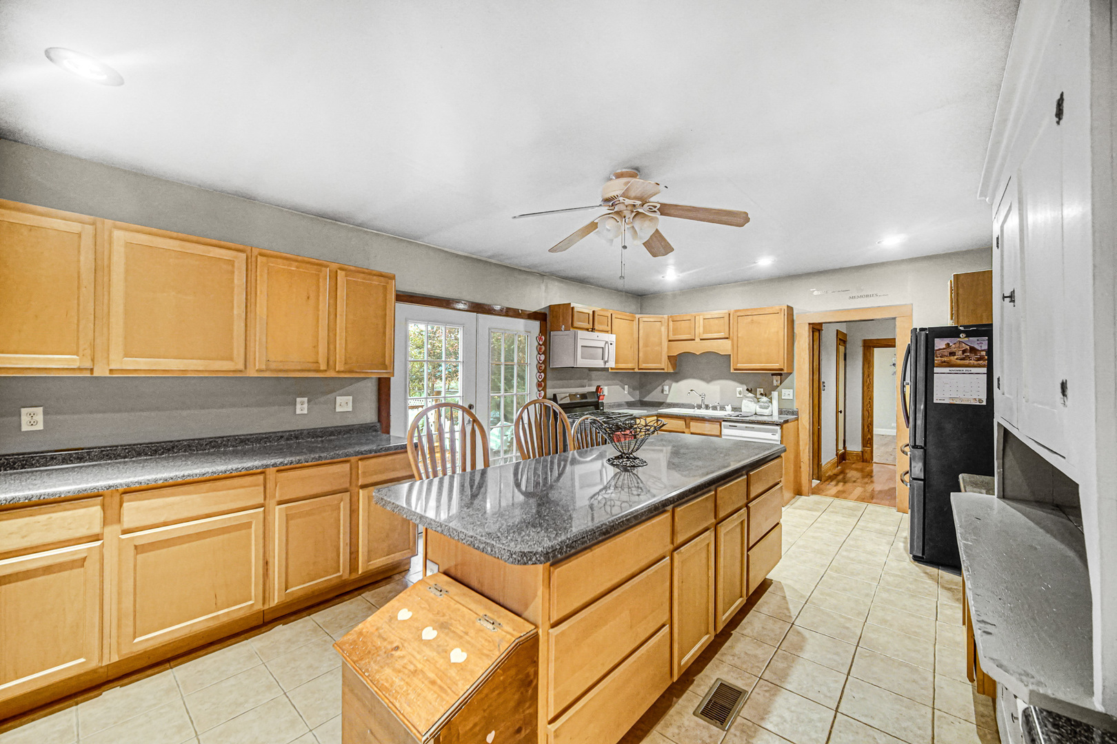 1386 Mill Street Crete, IL 60417 - Photo 6 of 29 Gallery Image 6