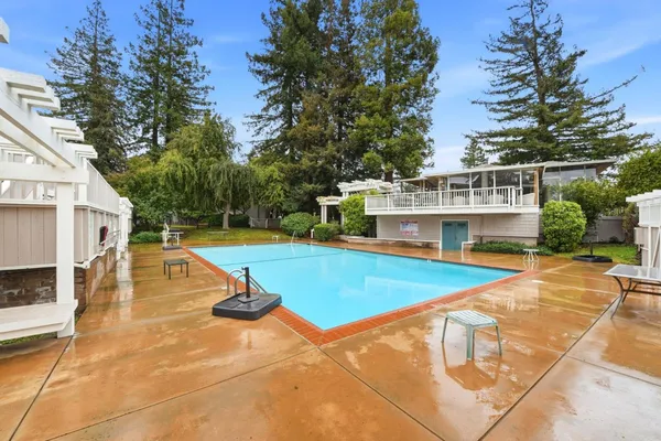 $459,000 | 500 West Middlefield Road, Unit 121, Mountain View, CA 94043