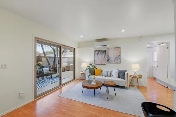 $459,000 | 500 West Middlefield Road, Unit 121, Mountain View, CA 94043