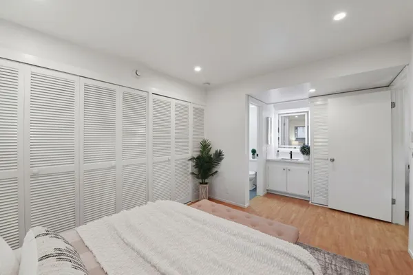 $459,000 | 500 West Middlefield Road, Unit 121, Mountain View, CA 94043