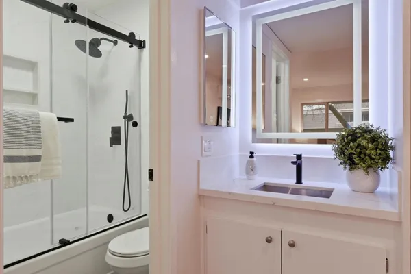 $459,000 | 500 West Middlefield Road, Unit 121, Mountain View, CA 94043