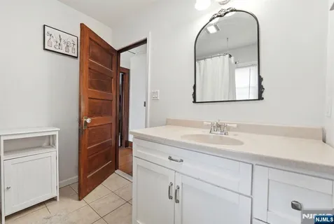 $529,000 | 112 Grove Avenue, Verona, NJ 07044