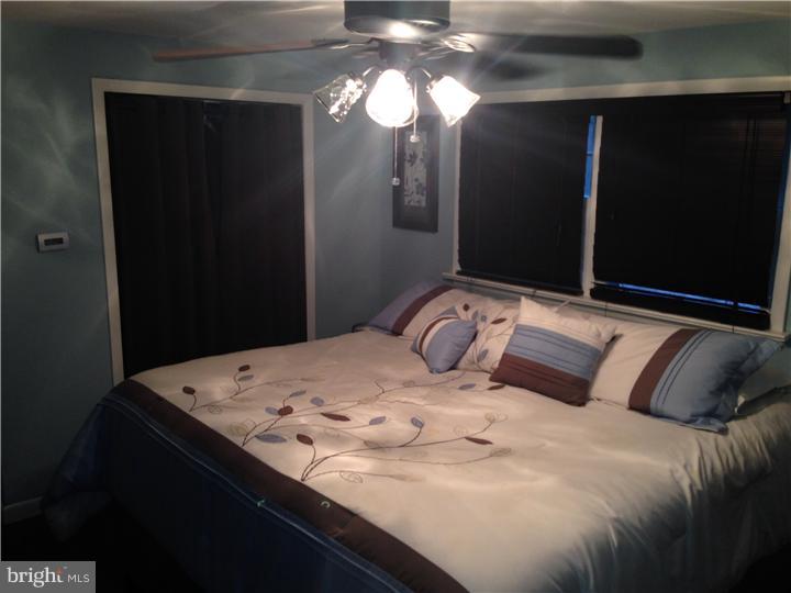 329 Chapel Heights Road Sewell, NJ 08080 - Photo 12 of 25 Bedroom - Main