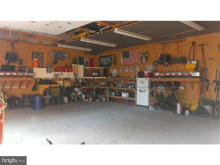 329 Chapel Heights Road Sewell, NJ 08080 - Photo 22 of 25 Garage