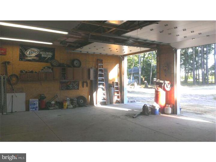 329 Chapel Heights Road Sewell, NJ 08080 - Photo 24 of 25 Garage