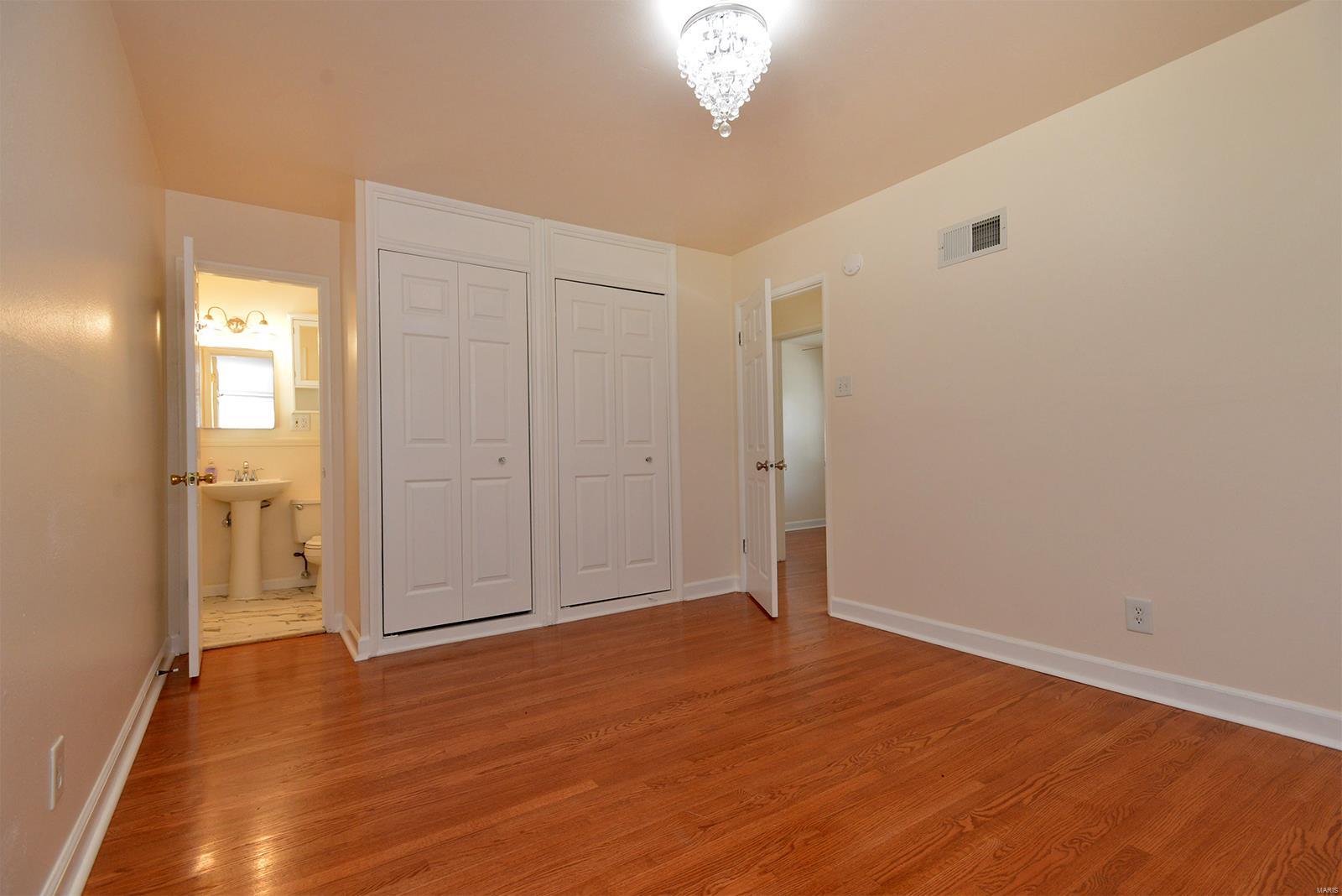 9348 Forman Road St. Louis, MO 63123 - Photo 12 of 55 Gallery Image 12