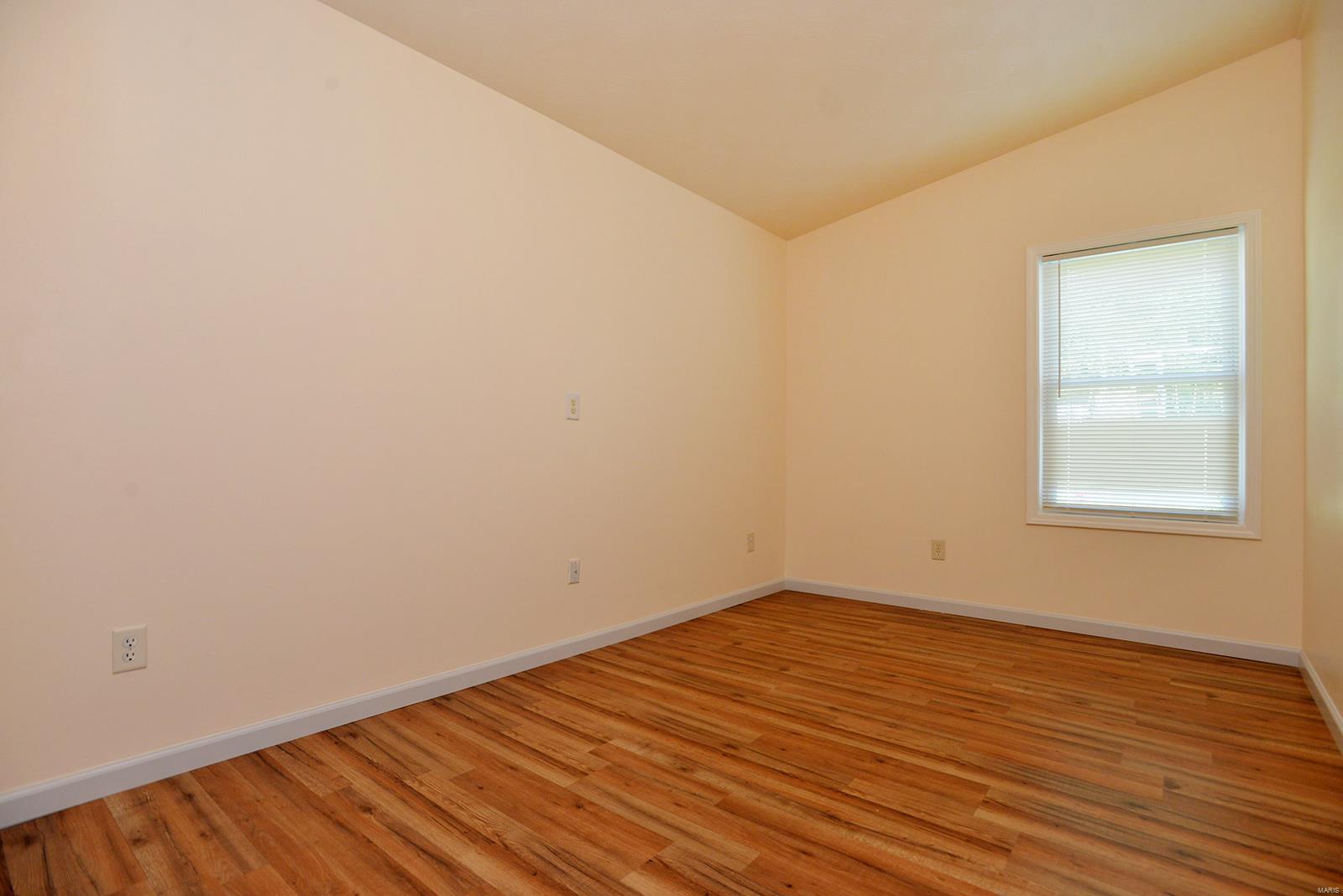 9348 Forman Road St. Louis, MO 63123 - Photo 26 of 55 Gallery Image 26