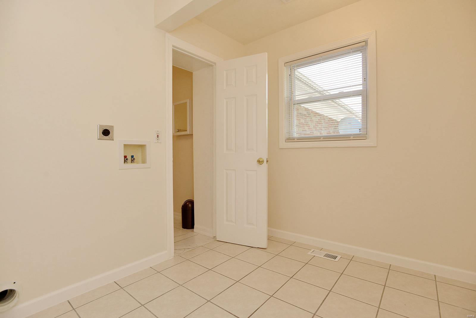 9348 Forman Road St. Louis, MO 63123 - Photo 28 of 55 Gallery Image 28