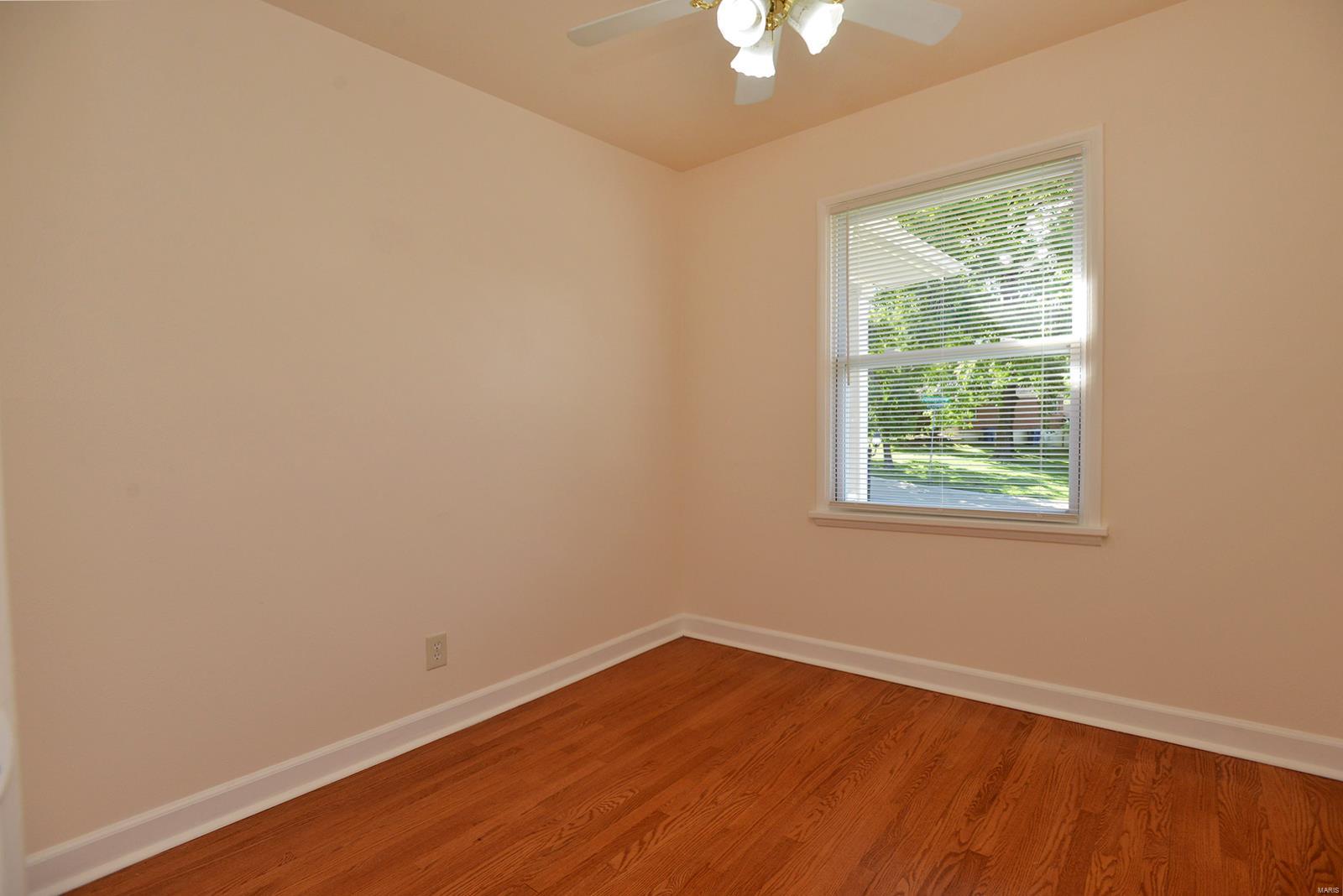 9348 Forman Road St. Louis, MO 63123 - Photo 7 of 55 Gallery Image 7