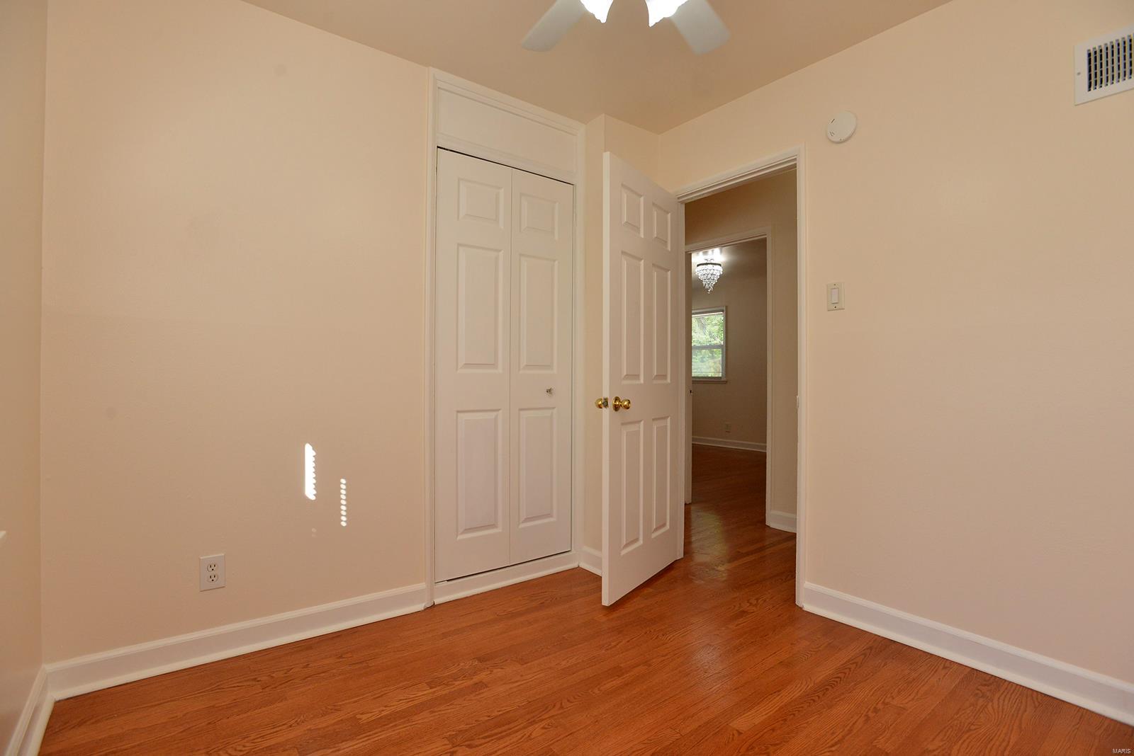 9348 Forman Road St. Louis, MO 63123 - Photo 8 of 55 Gallery Image 8