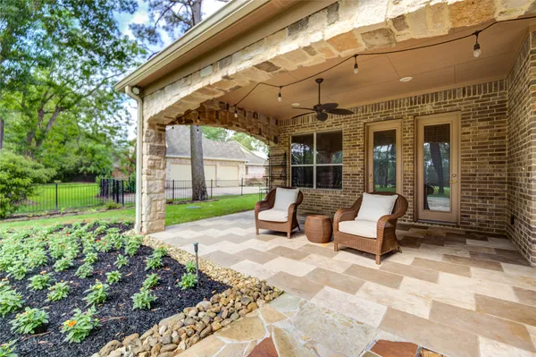 $899,000 | 28822 Lakeside Green, Magnolia, TX 77355
