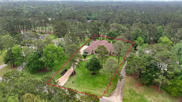 $899,000 | 28822 Lakeside Green, Magnolia, TX 77355