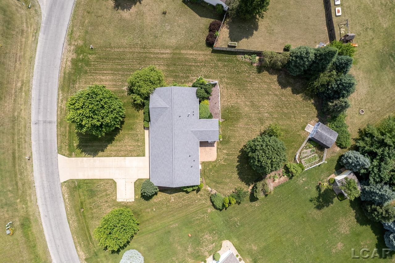 3121 Cobblestone Ridge Tecumseh, MI 49286 - Photo 44 of 47 50114329-43.JPG