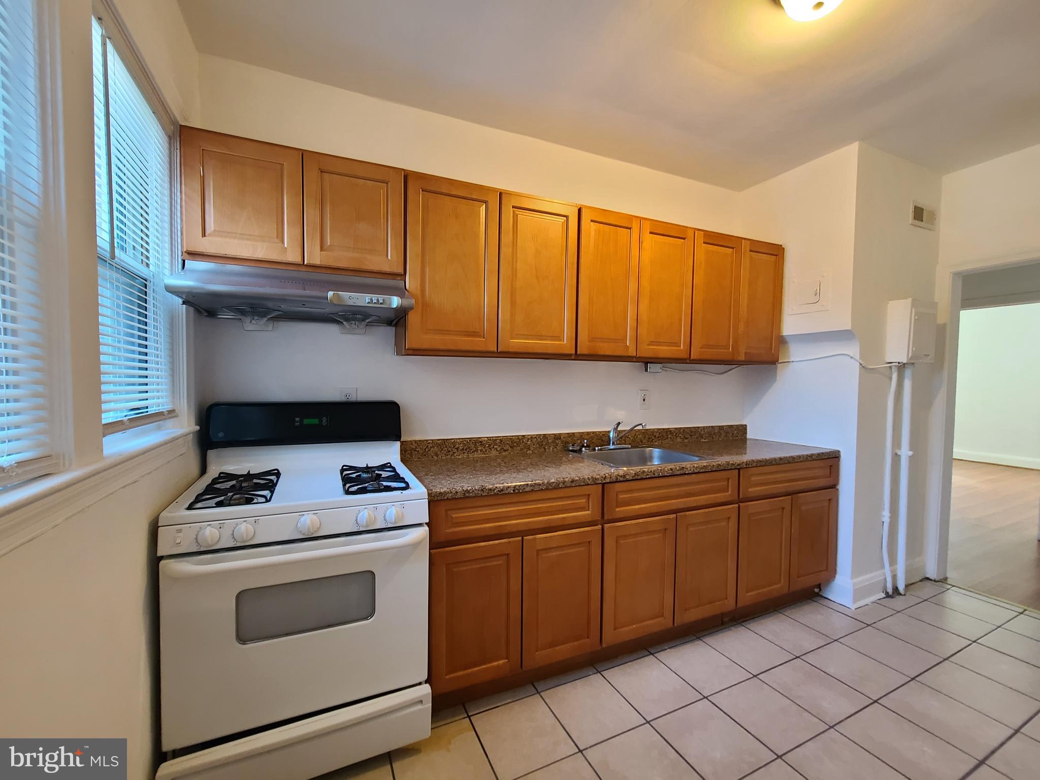 7301 Harford Road Baltimore, MD 21234 - Photo 12 of 28