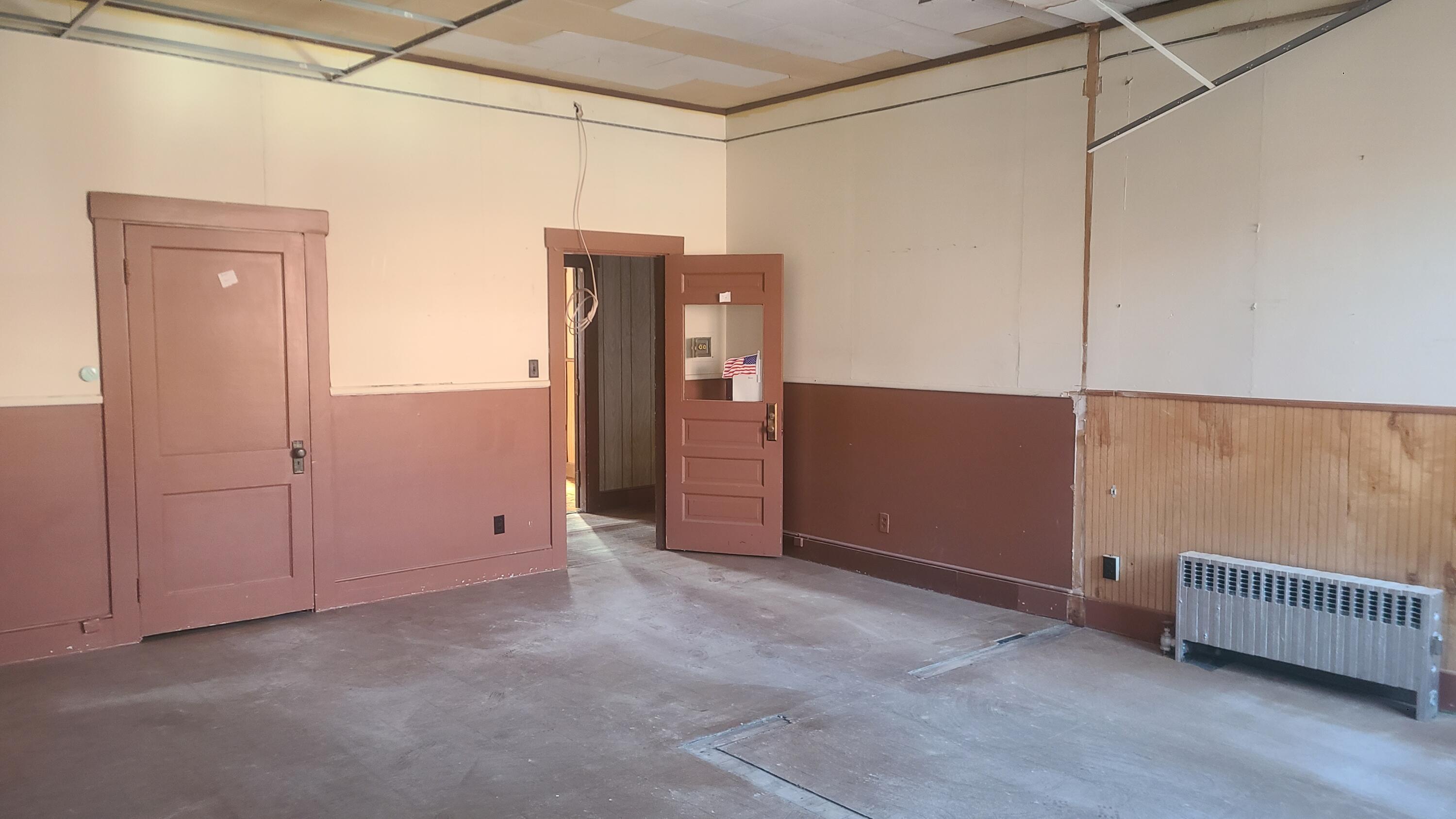 154 State Street Presque Isle, ME 04769 - Photo 11 of 31 20251216_130421