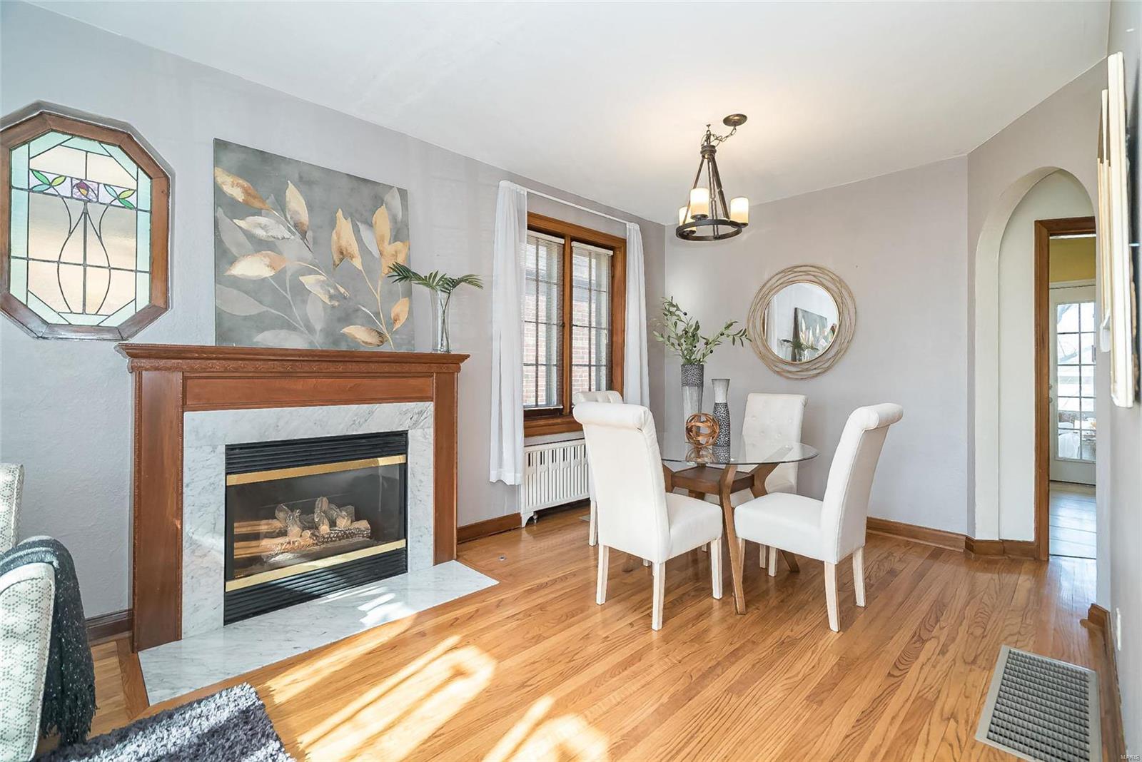 5643 Rosa Avenue St. Louis, MO 63109 - Photo 14 of 61 Gallery Image 14