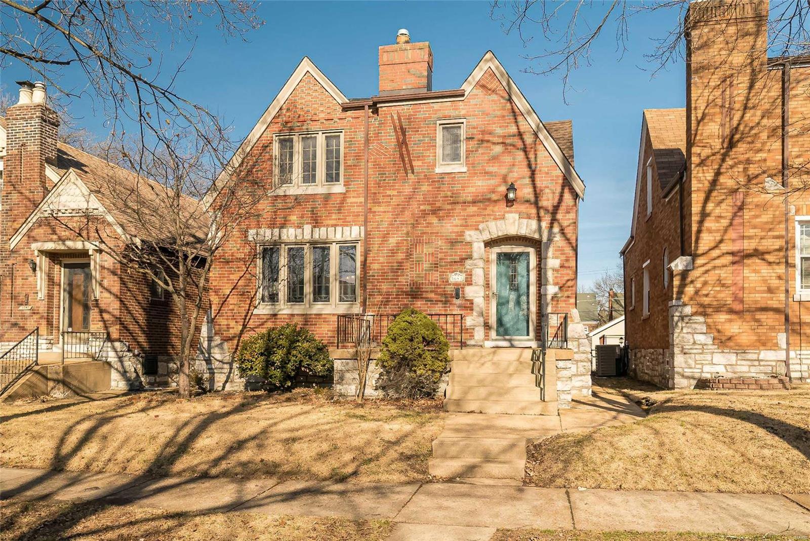 5643 Rosa Avenue St. Louis, MO 63109 - Photo 2 of 61 Gallery Image 2