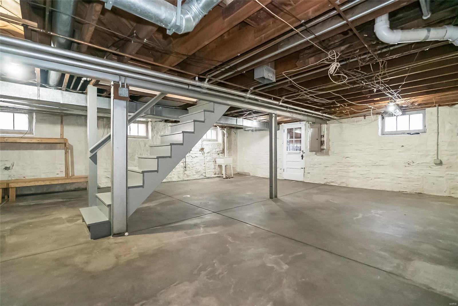 5643 Rosa Avenue St. Louis, MO 63109 - Photo 52 of 61 Gallery Image 52