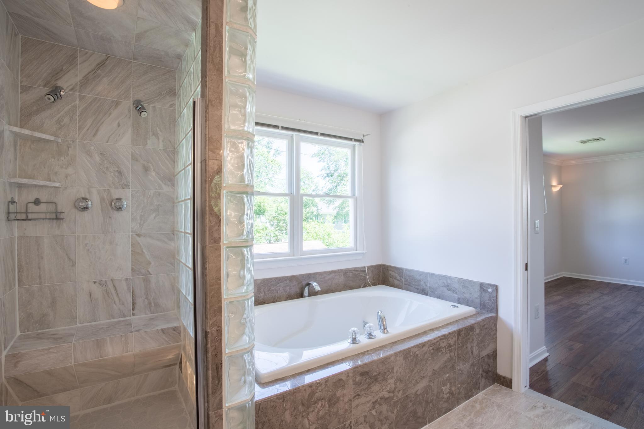 1915 Anderson Road Falls Church, VA 22043 - Photo 17 of 56 Master bath