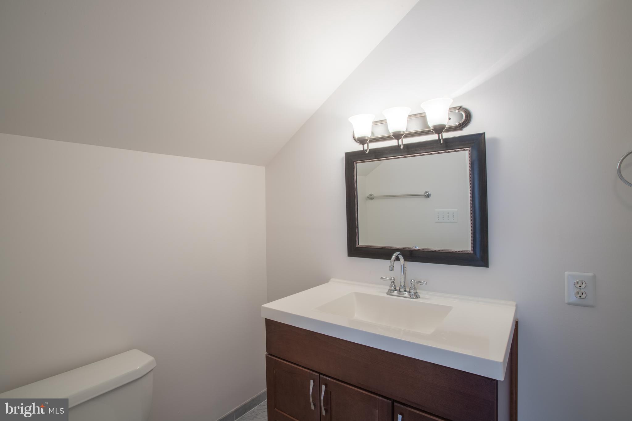 1915 Anderson Road Falls Church, VA 22043 - Photo 24 of 56 Full bath attached