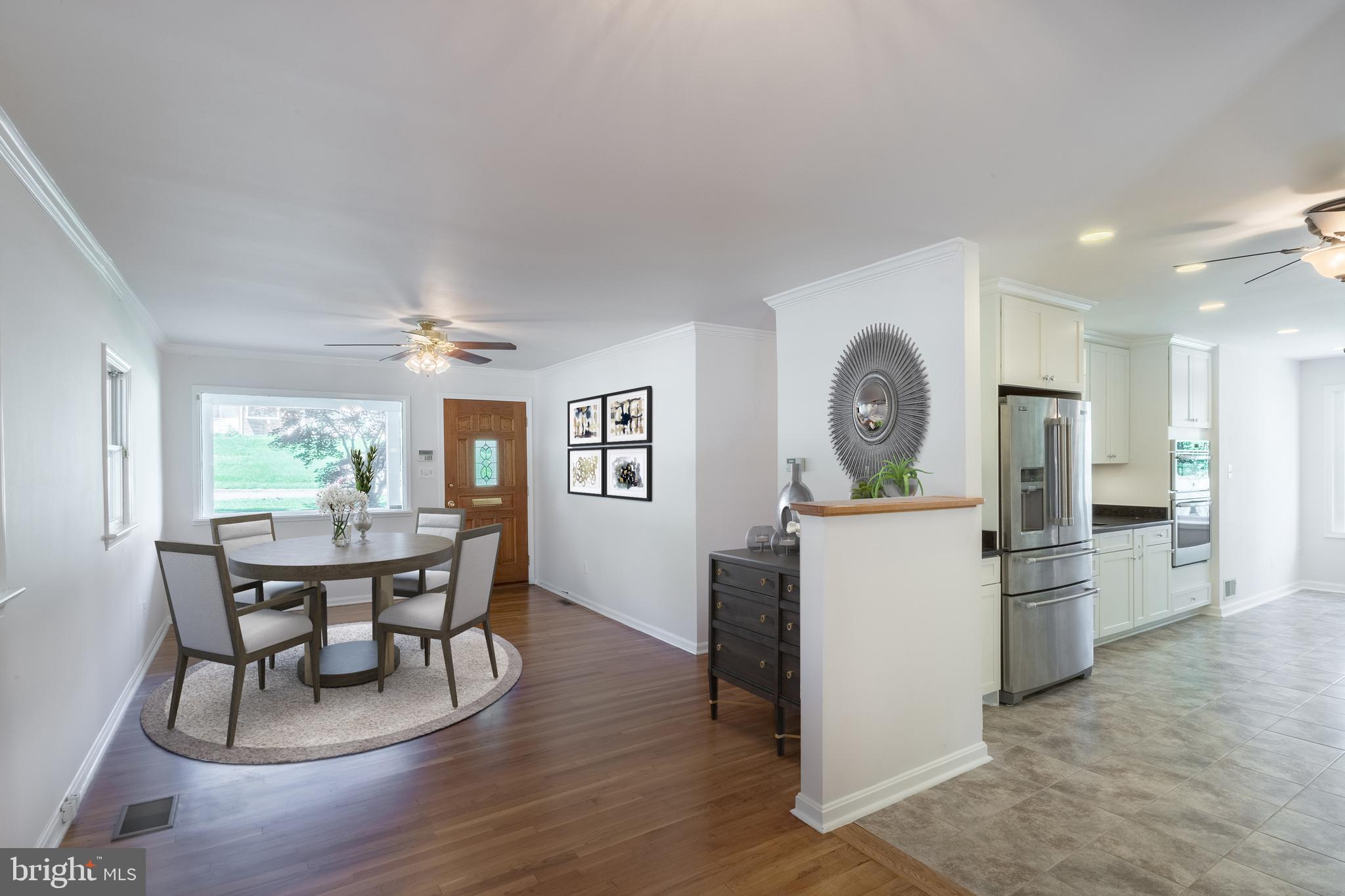 1915 Anderson Road Falls Church, VA 22043 - Photo 4 of 56 Dining area