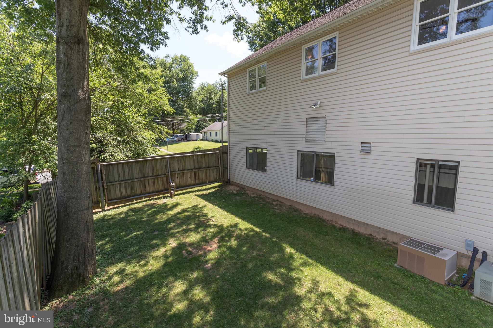 1915 Anderson Road Falls Church, VA 22043 - Photo 52 of 56 Back yard