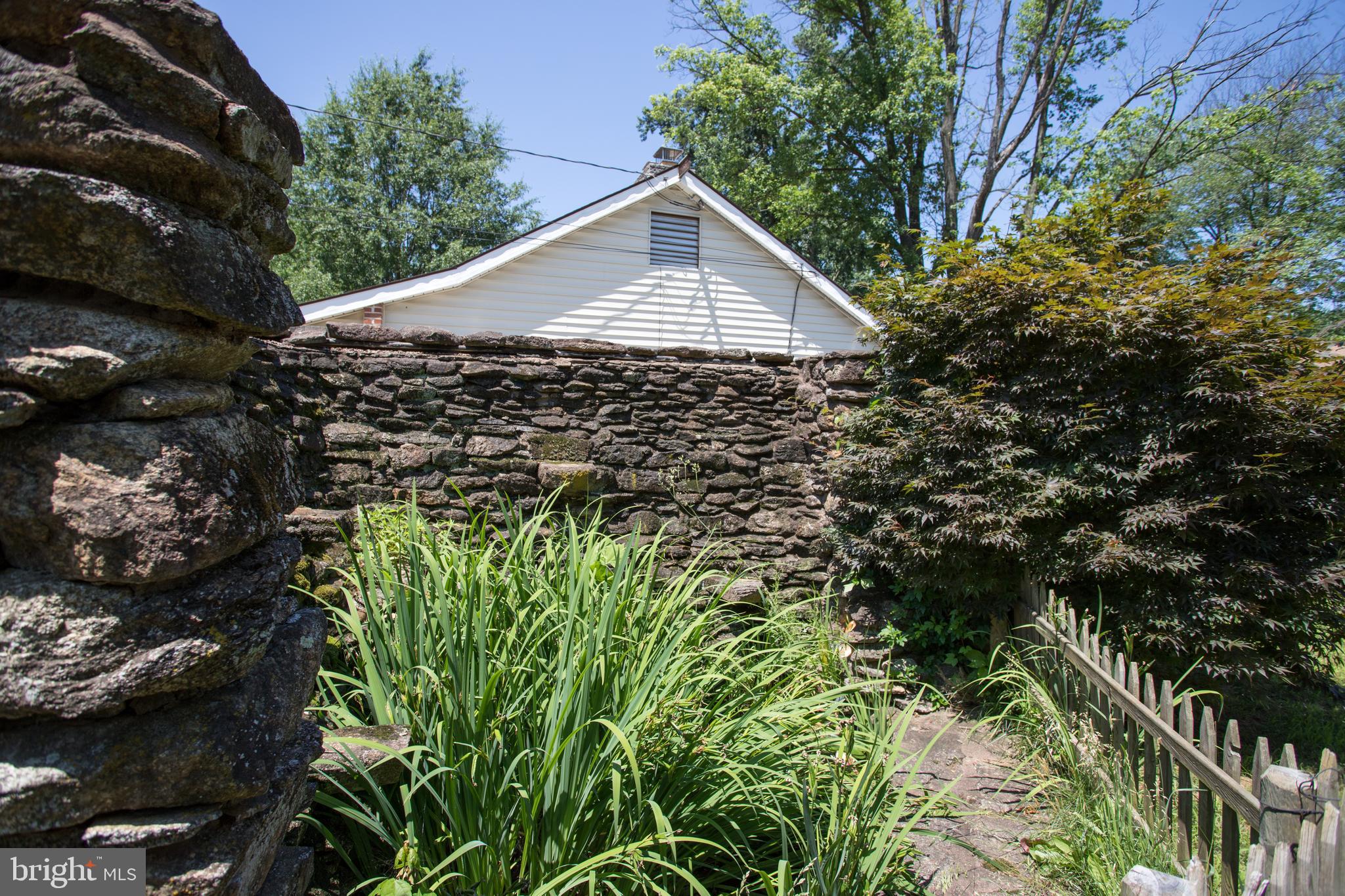 1915 Anderson Road Falls Church, VA 22043 - Photo 55 of 56 Water feature