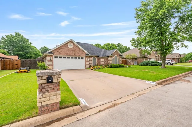 $455,000 | 740 Bluebonnet Street, Stephenville, TX 76401