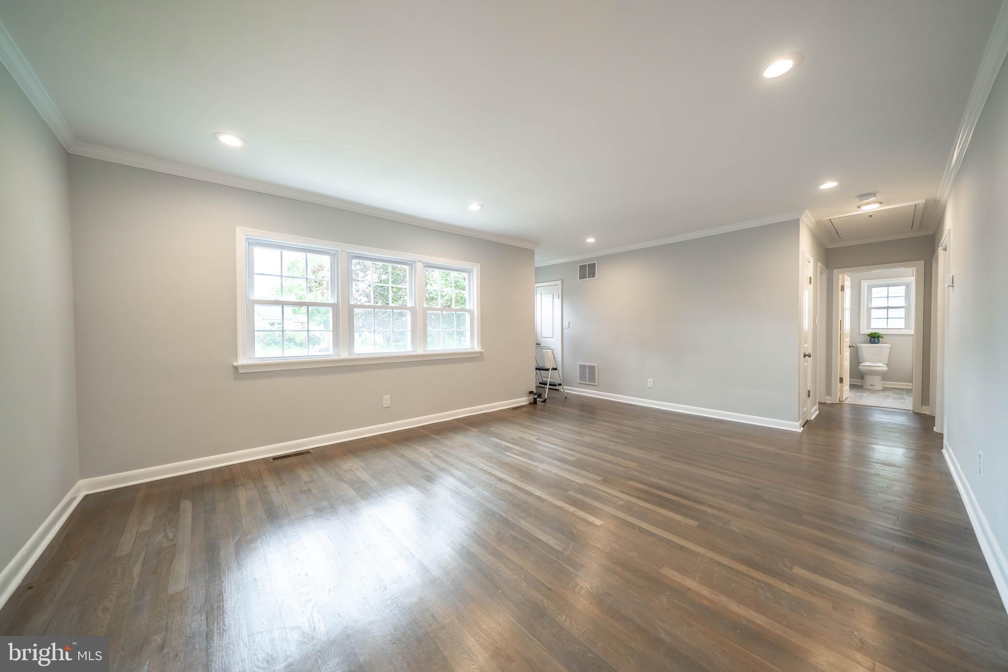 3710 Reedman Avenue Levittown, PA 19057 - Photo 7 of 21 Gallery Image 7