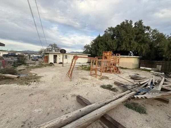 $64,900 | 13775 Benton Street, Trona, CA 93562