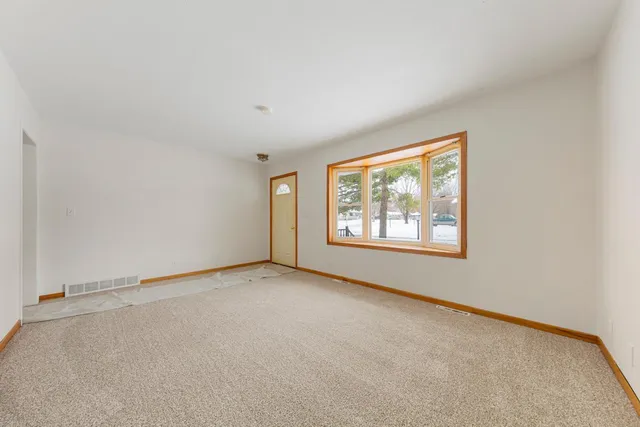 $240,000 | 505 3rd Street, Cleveland, MN 56017