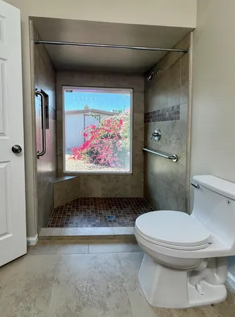 $2,195 | 113 West Wagoner Road, Phoenix, AZ 85023